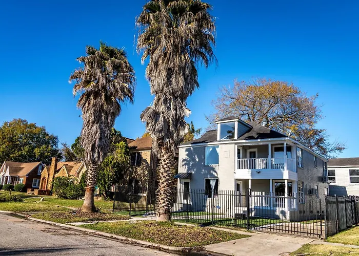 Spacious 6Br-Sleeps 20 Perfect For Families-Groups Houston
