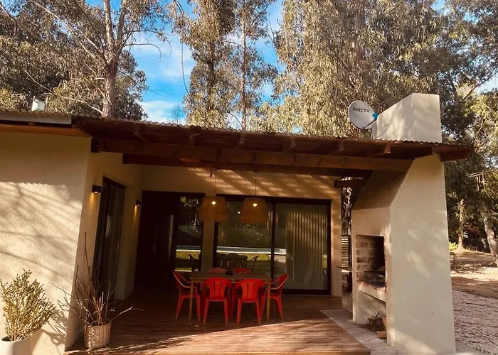 Cabanas Los Aromos Necochea