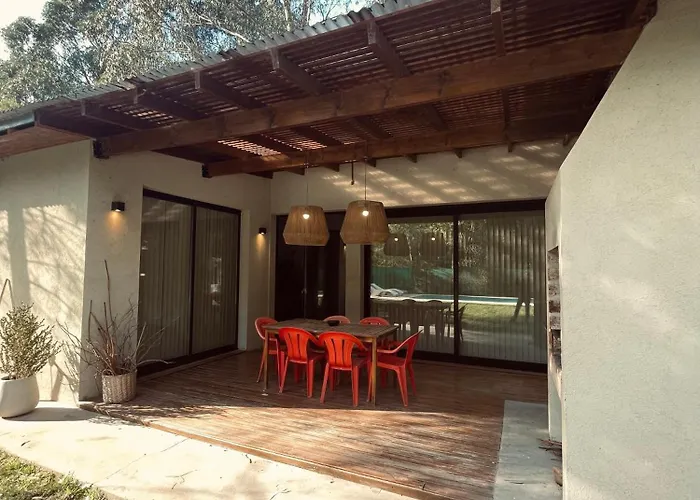 Cabanas Los Aromos Necochea