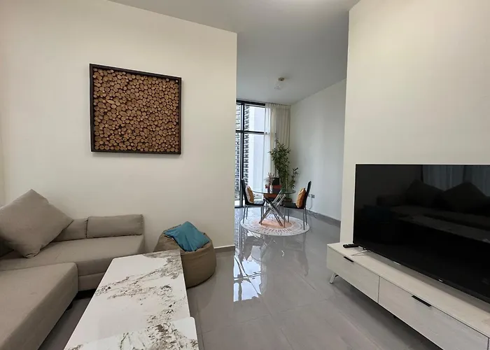 Lala Land Homes - Magnificent 1 Bedroom In Business Bay Dubai