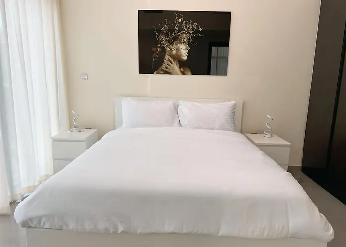 Lala Land Homes - Magnificent 1 Bedroom In Business Bay Dubai