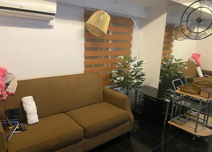 Ecn Suite And Staycation By Fort Victoria Bgc Manila