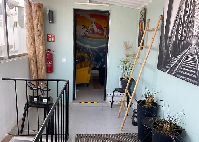 The Island Hostel & Cafe Lagos