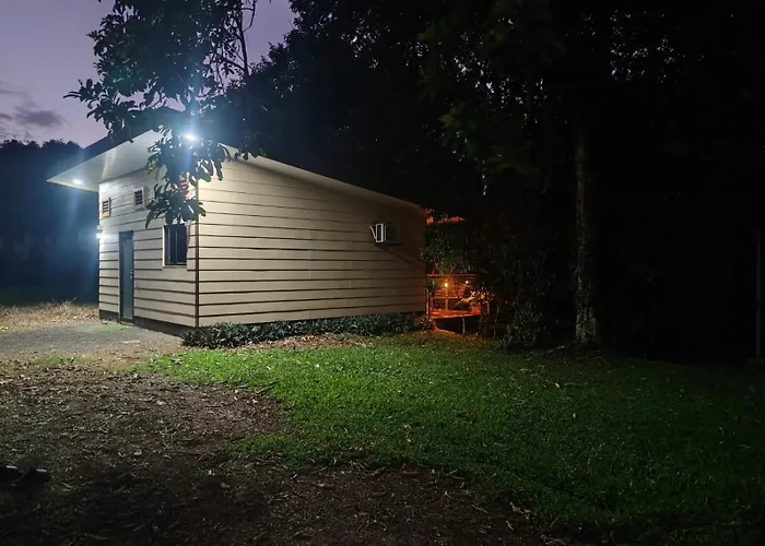 Charmin Forest Cabin La Fortuna