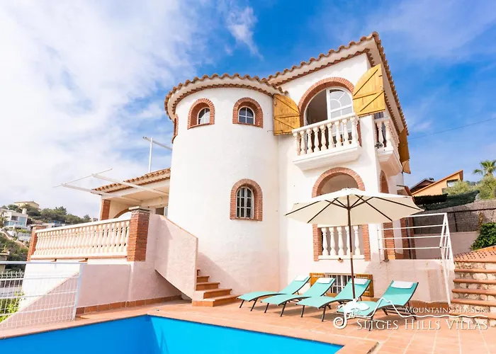 Charming Spanish Villa Private Pool / Sea Views Sitges