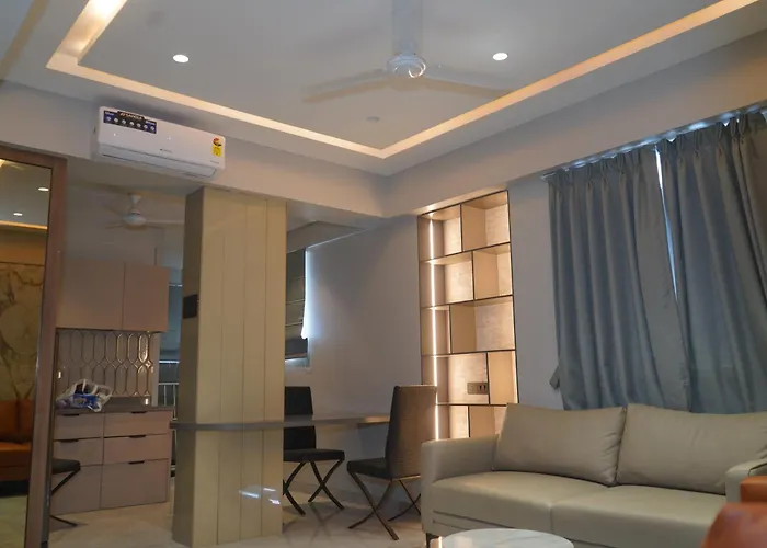 Abssolute Homtel - Rooms & Suites Pune