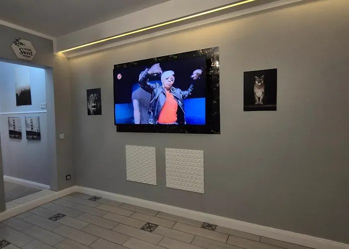L Apartment Craiova