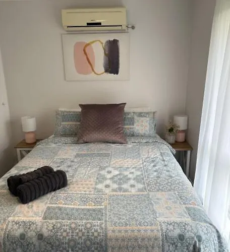 Ferienwohnung Lbarza Family Friendly 3Br With Backyard & Single Garage Near Hospitals & Sporting Grounds Shepparton