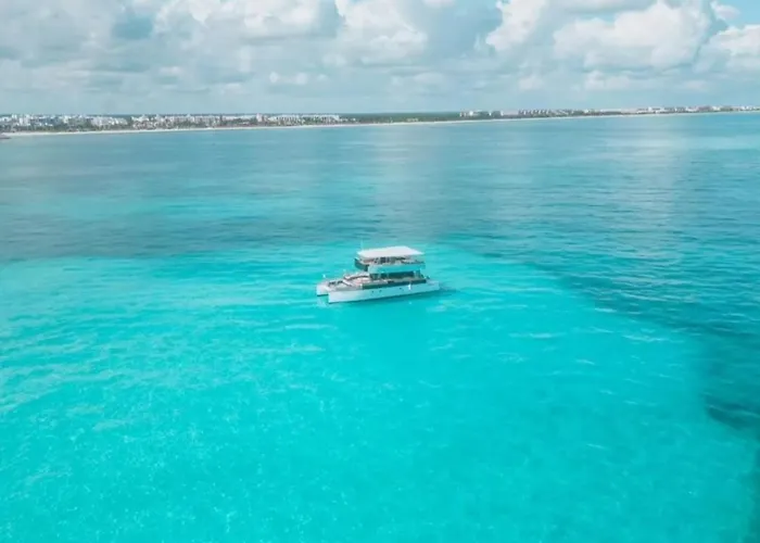 Catamaran De Lujo Hasten Cancún