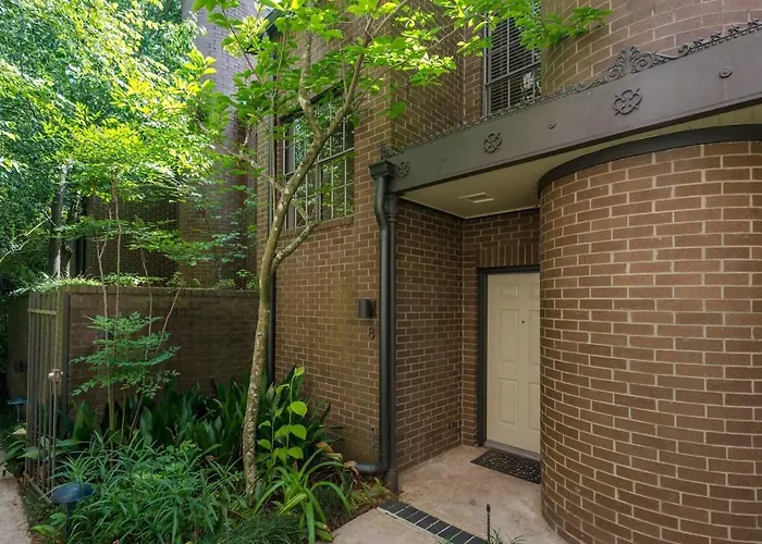 Unique Townhome Next To Memorial Park With Two Car Garage Houston