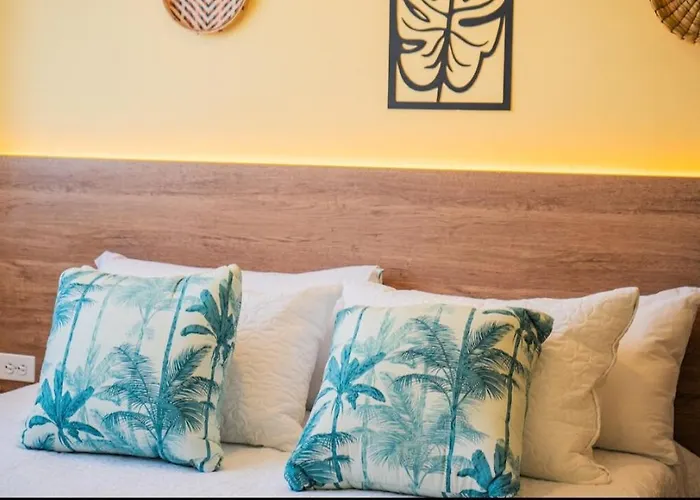 Laguito Houstel Small Cartagena 