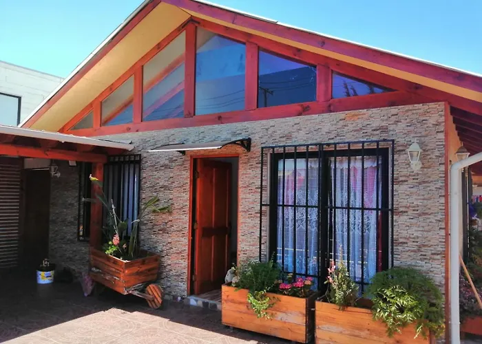 Casa Equipada Para 9 Personas A 5 Minutos Del Centro Y La Playa Principal Y 15 Minutos De Punta De Lobos Pichilemu
