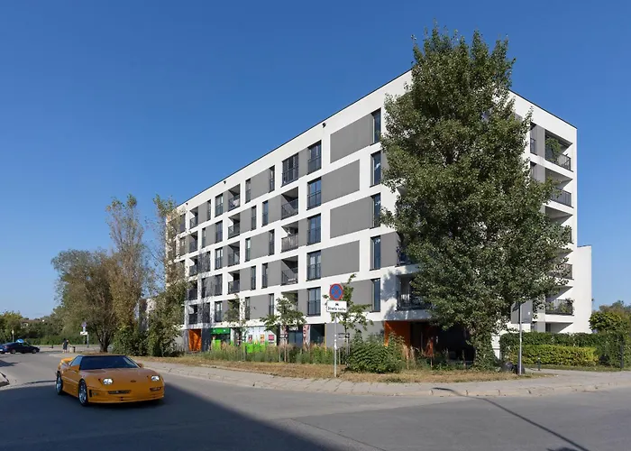 Podgorze Lipska Pet-Friendly Apartment With Balcony And Parking By Renters Prestige Krakau