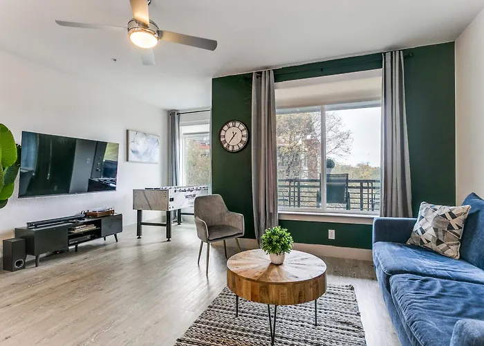 Modern Cozy Condo Facing Riverwalk W King Suite San Antonio