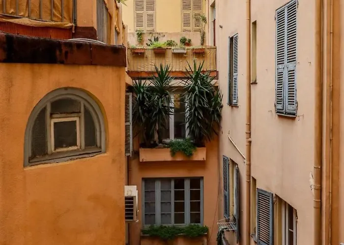 Studio Lumineux Et Renove, Au Coeur De La Ville, Nice Centre