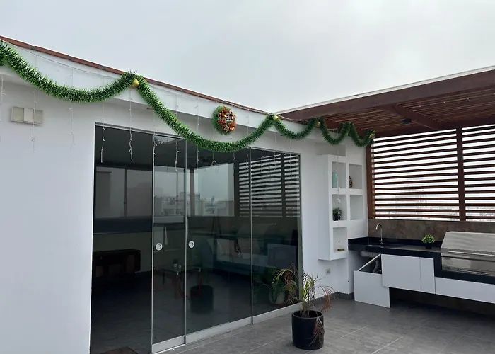 Dormitorio Con Bano En Departamento Miraflores Lima