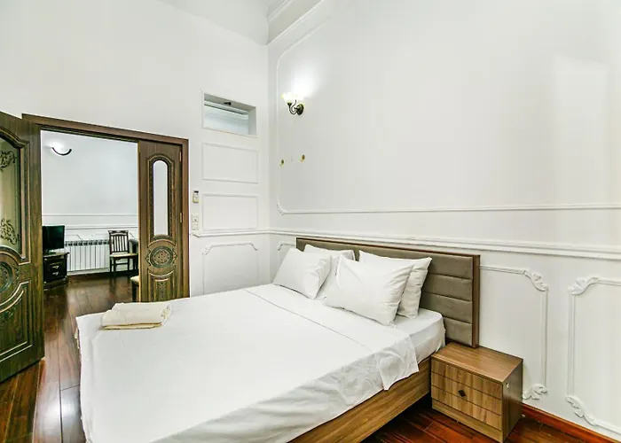 Oscar 3 Rooms Baku