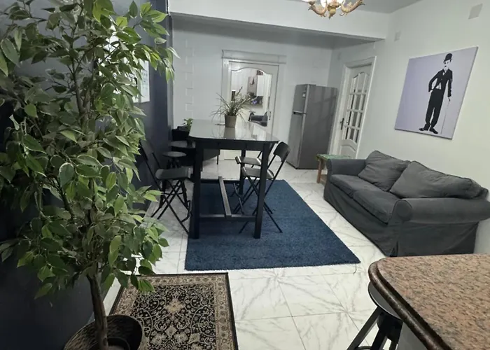 Ferienwohnung شارع محمد شاهين العجوزه Kairo