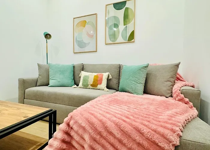 Ferienwohnung Flat A - Wide & Cool Flat Next To Historic Center Valencia
