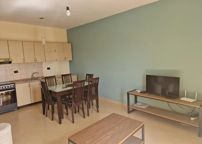 Damis Apartment Port Vlorë