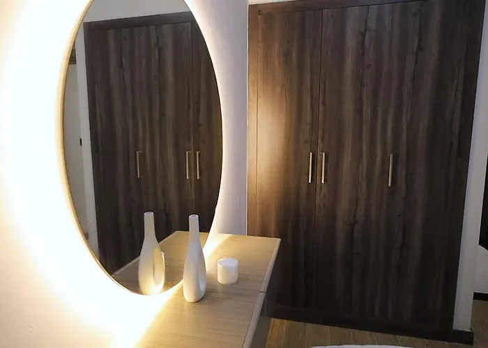 2 Bedroom Elegant Apartment In Dubailand