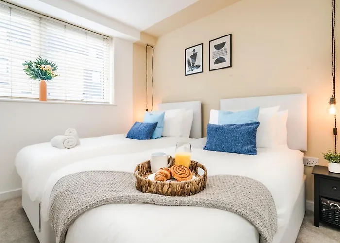 Stylish Decor Close To Vibrant O2, Canary Wharf & Isle Of Dogs London