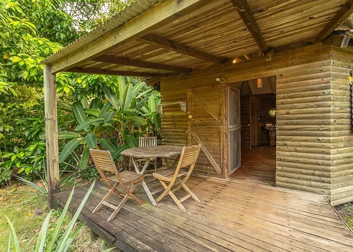 Bungalow Hibiscus, bord de mer Les Anses-d'Arlets