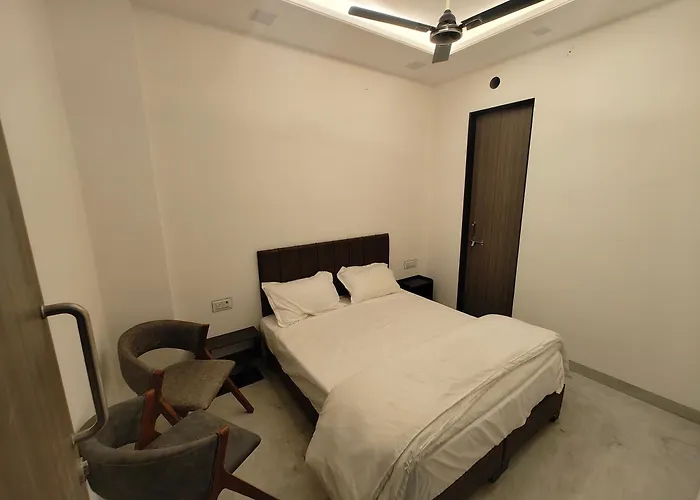 Cozy Stays By Nishansh Jaipur