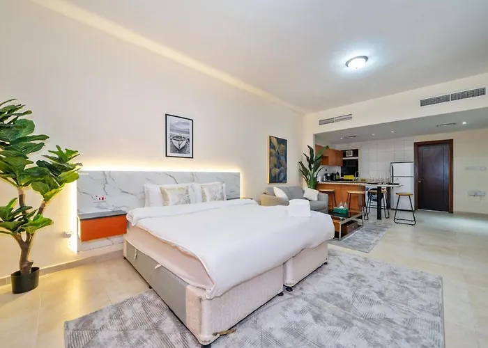 Wake Up To Golf Lagoon Views Ra’s al-Chaima