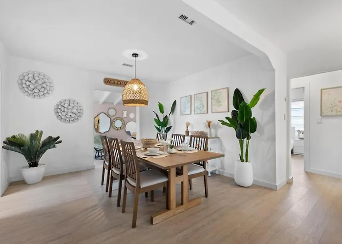 La Casita By Tilahstays Miami