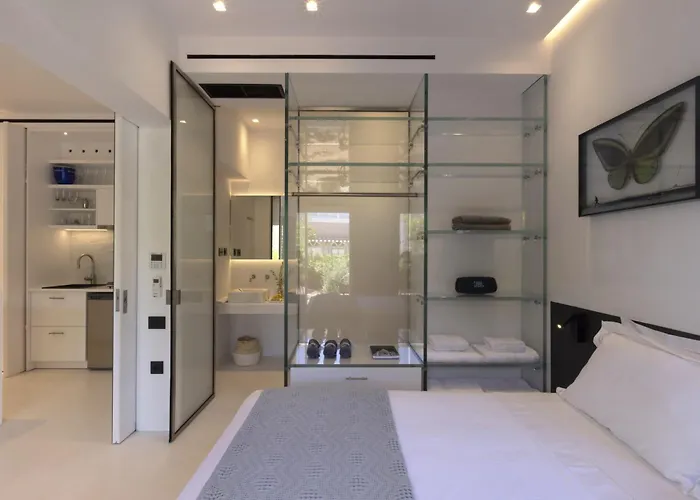 Modern Studio In The Heart Of Old Port In Spetses