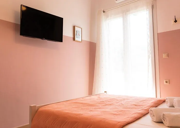 Dimitra'S Garden - Holiday Apartments Parga