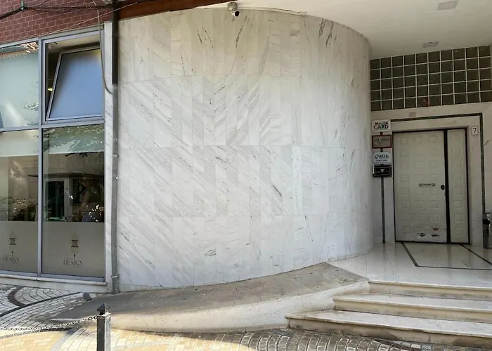 Lena'S Apartment Near City Center Tirana