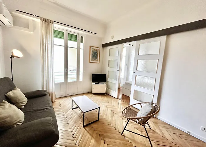 B G La Residence Grimaldi Promenade Des Anglais Nizza