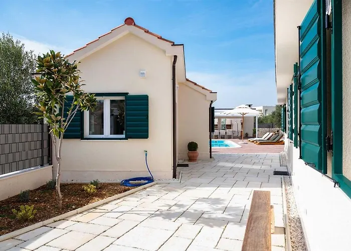 Hidden Gem Villa By Aneo Travel Trogir