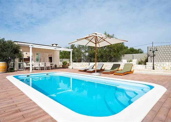 Hidden Gem Villa By Aneo Travel Trogir