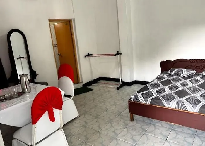 Hotel Pramod Land Polonnaruwa