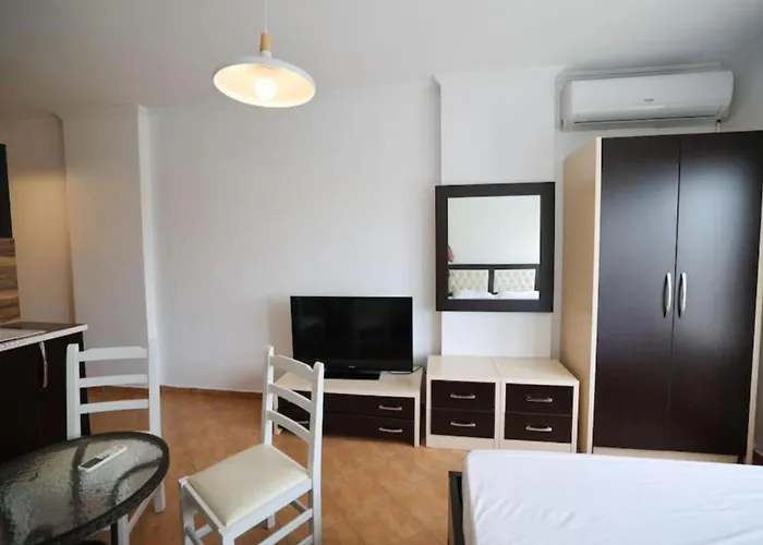 Tirent Apartment-Beachfront Studio At Shkembi I Kavajes Durrës