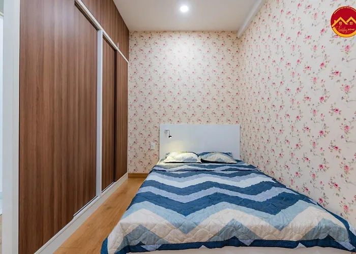 Luxury Apartment In Tan Binh District,Near Airport Ho-Chi-Minh-Stadt