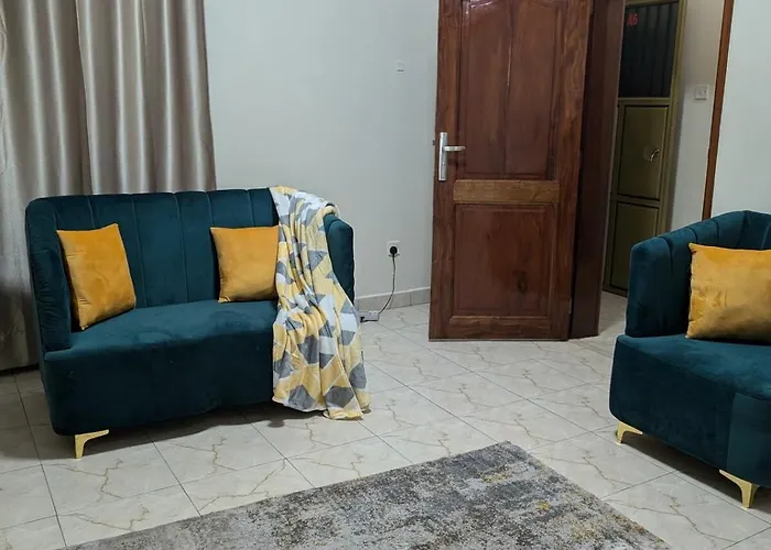 Ferienwohnung Petits Plaisirs-Little Crib Mbarara