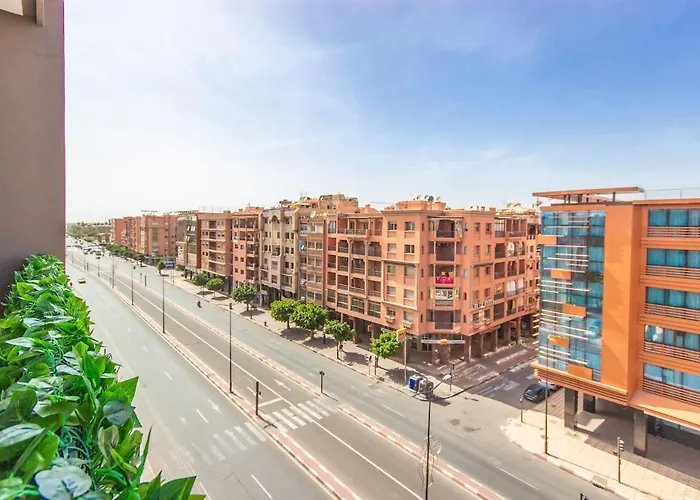 Ferienwohnung New! Appt Au Coeur De Gueliz ,Terrasse,Iptv,Parking Marrakesch