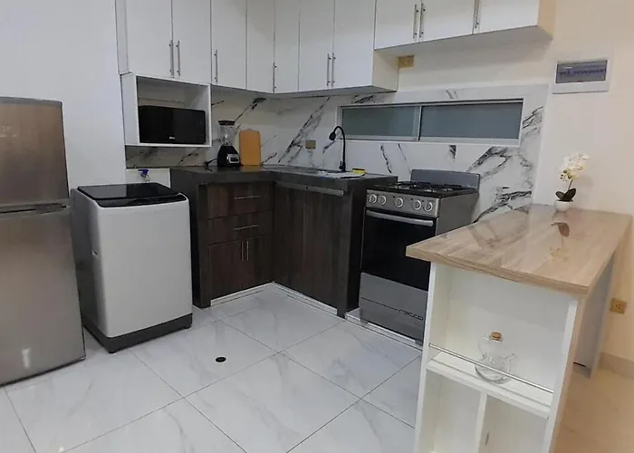 Ferienwohnung Departamento De Estreno Y Centrico Trujillo