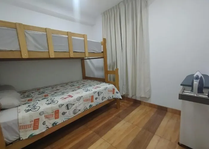 Ferienwohnung Departamento De Estreno Y Centrico Trujillo