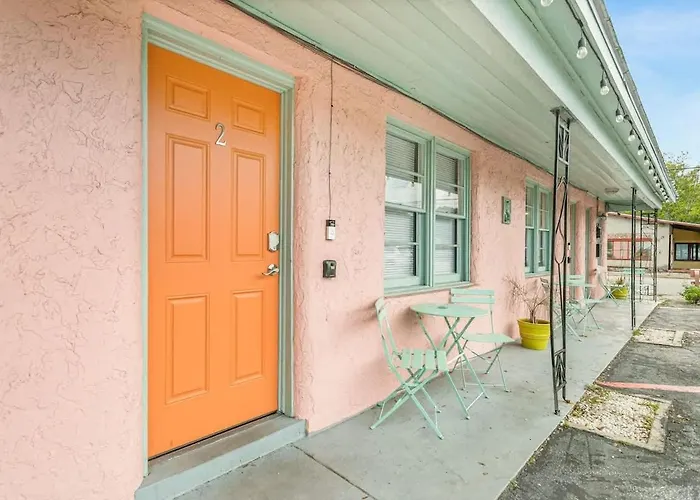 Cozy & Contemporary Space In Central St Augustine St. Augustine