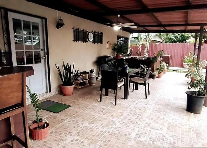 Villa Casa Piscina - House With A Pool In David