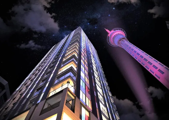 Apartment In Auckland City In Front Of Sky Tower
