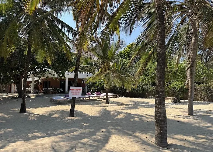 The House On The Sand - Malindi