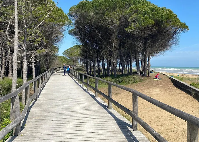Apartment With Shared Pool For 4 Guests Bibione