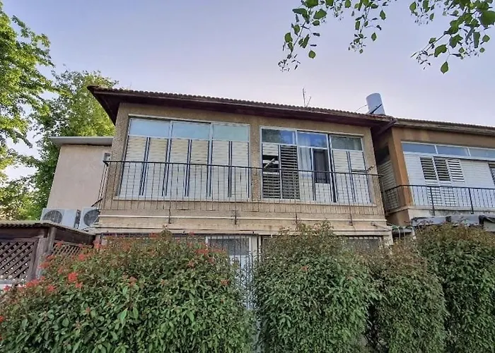 Ferienwohnung דירה מקסימה ונוחה במרכז העיר קרוב להכל Bat Yam