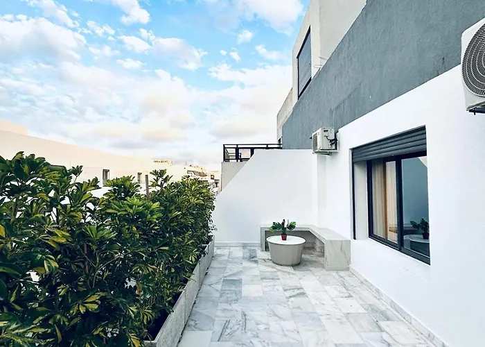 Luxury 1-Bedroom Apartment In Maarif Casablanca